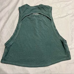 6 lululemon tank top muscle crop